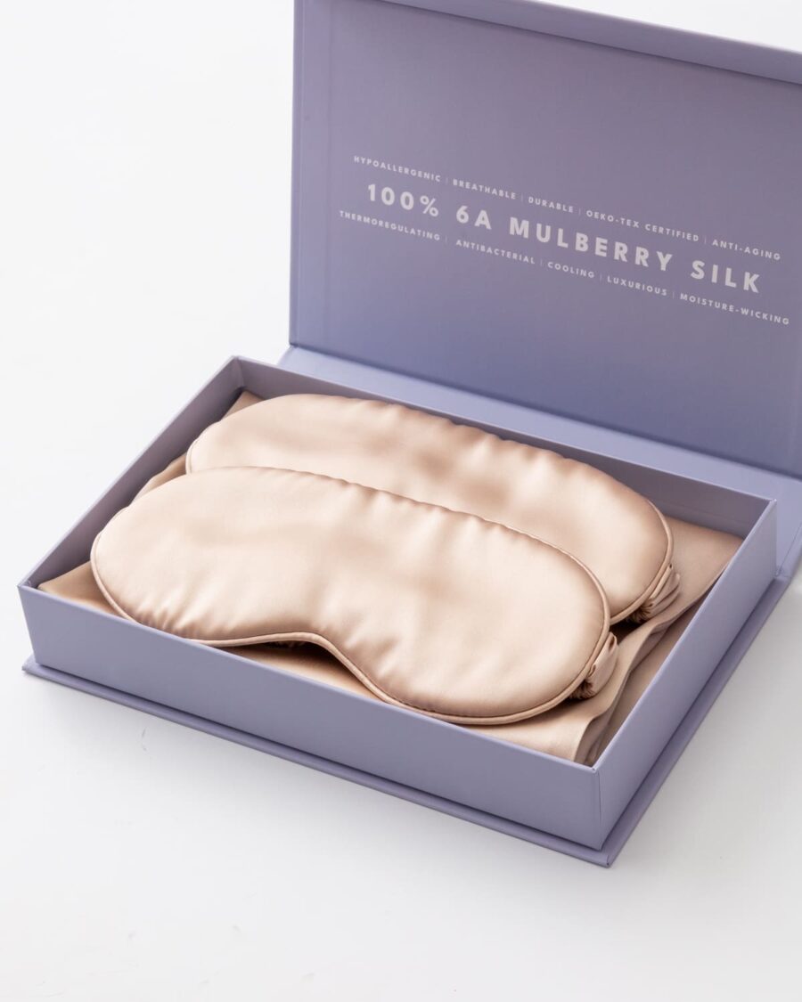 028-MS-Gift Kinkekomplekt - 2 siidist padjapüüri lukuga + 2 magamismaski