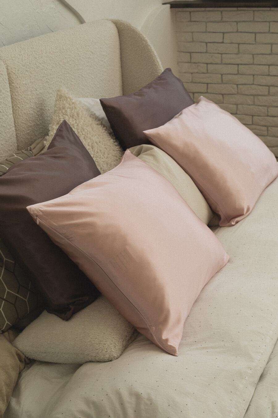 Moonsilk siidist padjapüürid roosad ja lillad