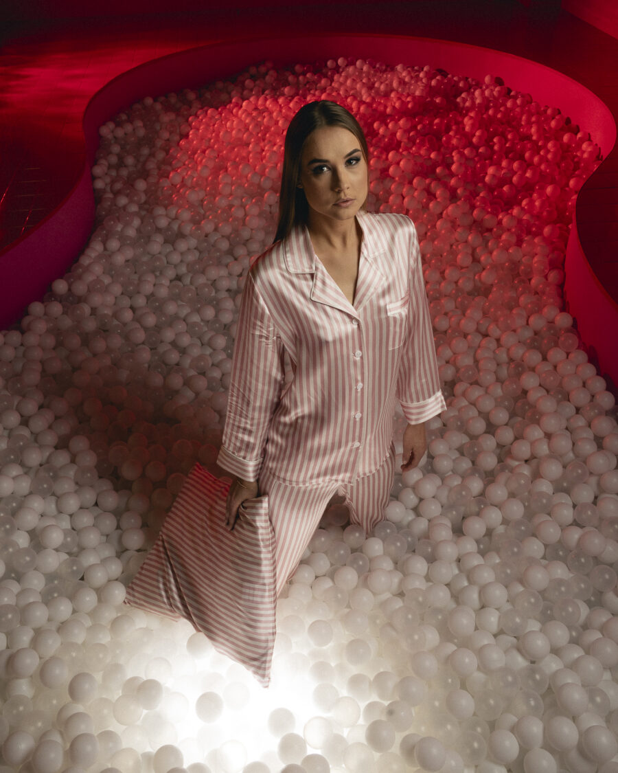 Moonsilk siidist pidžaama roosa-valge triibuline 2